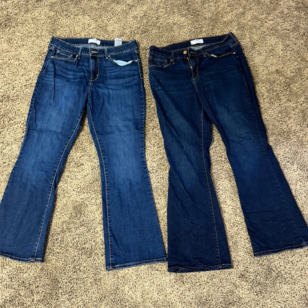 Dark wash Levi Jeans